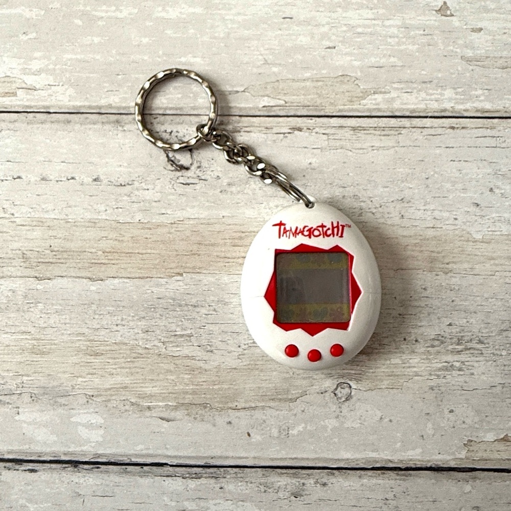 Tamagotchi 1997 Original Mini Animal Care Game Keychain White Red